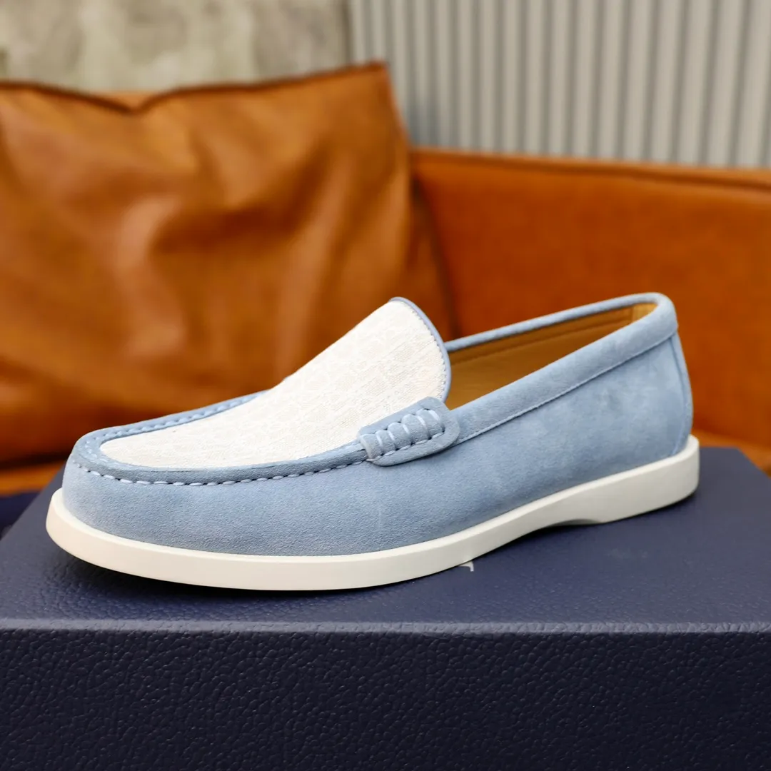 Ex-factory price: 540🙅‍♂️🙅‍♂️🙅‍♂️ Brand: Dior DIOR Standard code: Men's code 38/44 (45 can be customized) Grade: Same as the official website Material: Original cowhide stitching, cowhide lining, original TPU wear-resistant soft outsole Style categories: Leisure and sports version, footwear for driving, young fashion, European and American trends, British style Color: actual picture color